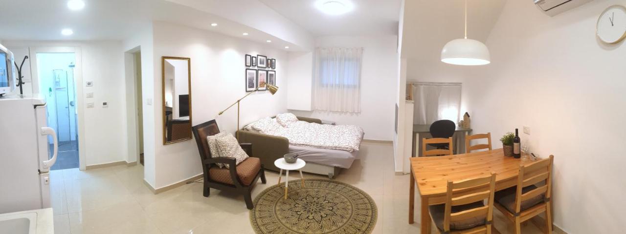 Modern Home In The Heart Of Nachlaot Jeruzalem Buitenkant foto