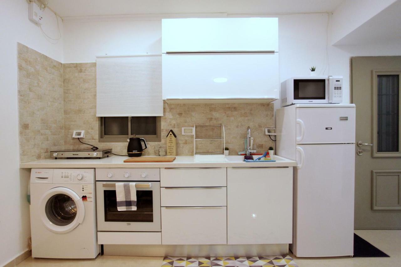 Modern Home In The Heart Of Nachlaot Jeruzalem Buitenkant foto