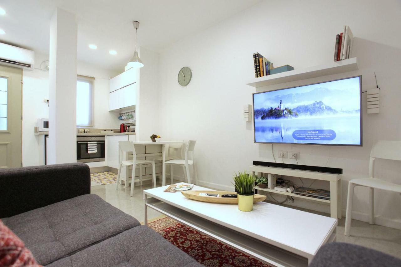 Modern Home In The Heart Of Nachlaot Jeruzalem Buitenkant foto